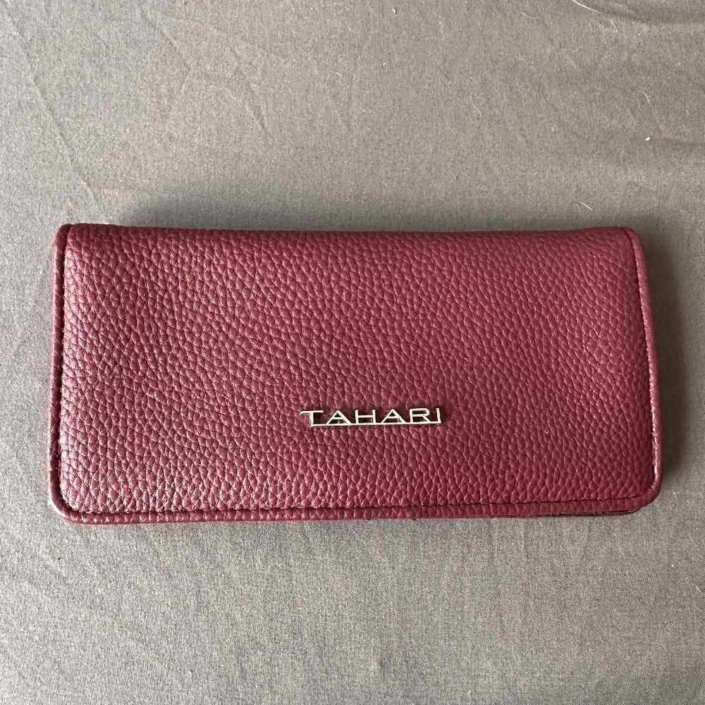 Brand New Tahari Bifold Maroon Burgundy Wallet Faux Leather Cards Cash